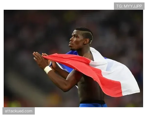 博格巴与坎特在中场推进上的分散与单点驱动转移