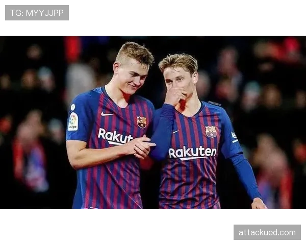 体系如何塑造布斯克茨与皮尔洛的后置组织核心角色差异