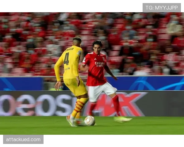 努涅斯与热苏斯的无球跑动效率及战术作用解析